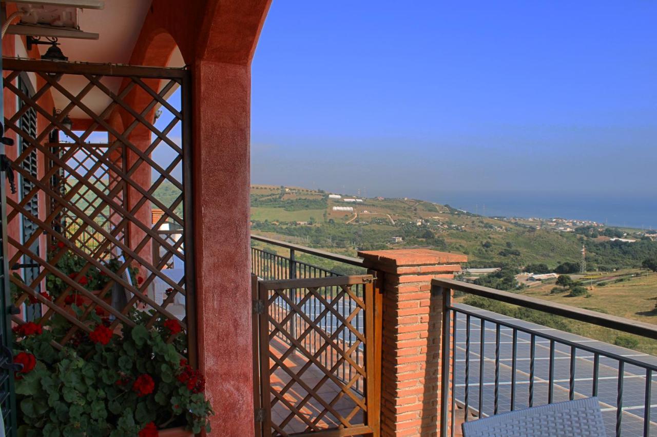 Villa I Cardinali à Santa Marinella Extérieur photo